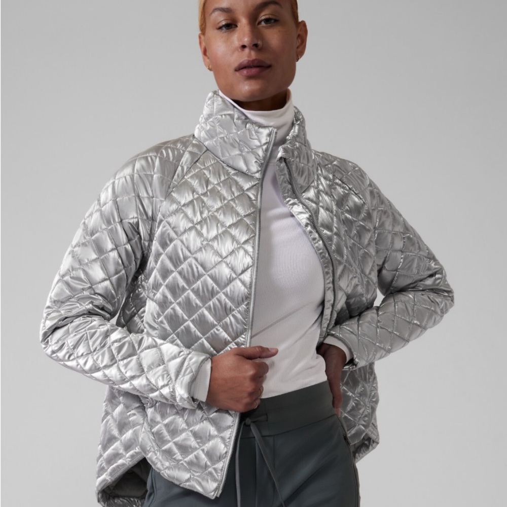 Athleta Whisper Featherless Metallic Quilted Jacket-M